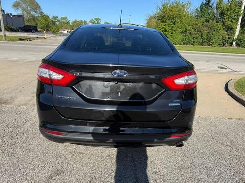 Tuxedo Black Metallic 2014 Ford Fusion SE