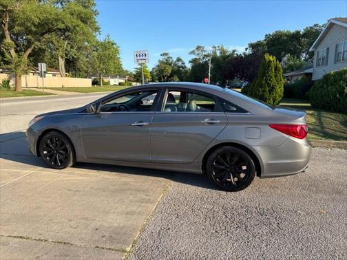 2013 Hyundai SONATA SE