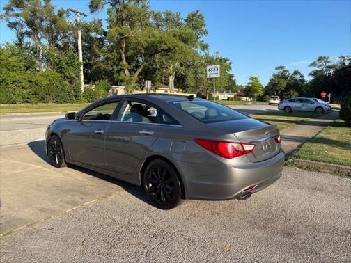 2013 Hyundai SONATA SE