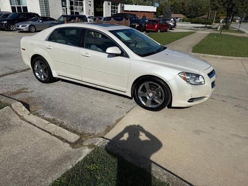 2011 Chevrolet Malibu 2LT