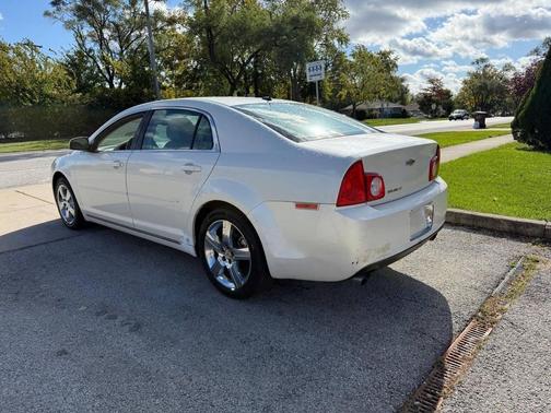 2011 Chevrolet Malibu 2LT