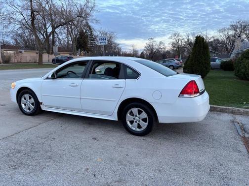 Summit White 2011 Chevrolet Impala Fleet