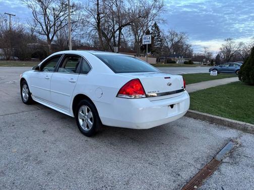 Summit White 2011 Chevrolet Impala Fleet