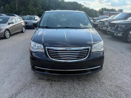 2013 Chrysler Town & Country Touring