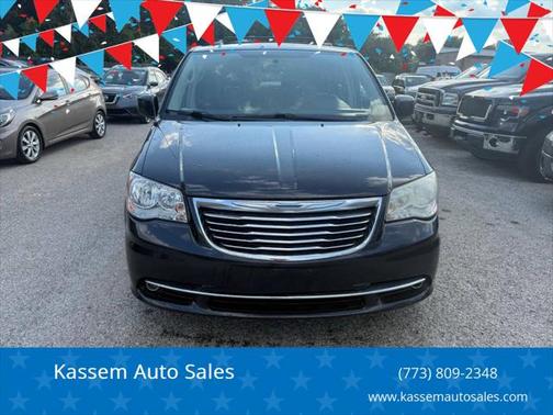 2013 Chrysler Town & Country Touring