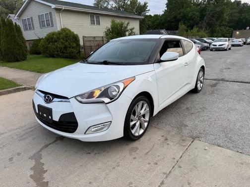 Century White 2017 Hyundai Veloster Base