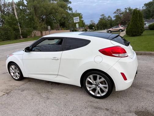 Century White 2017 Hyundai Veloster Base