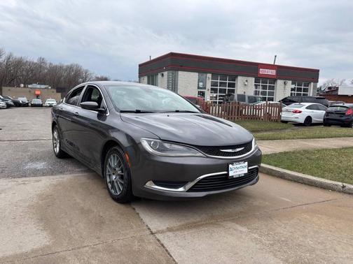 2015 Chrysler 200 Limited