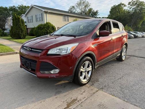 Ruby Red Metallic Tinted Clearcoat 2016 Ford Escape SE
