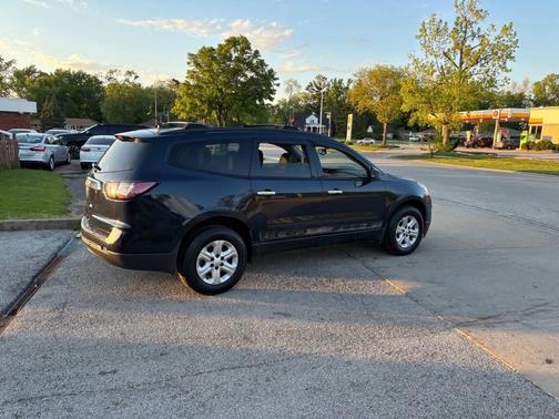 Blue Velvet Metallic 2017 Chevrolet Traverse LS
