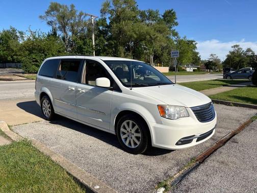 Stone White Clearcoat 2013 Chrysler Town & Country Touring