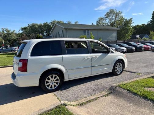 Stone White Clearcoat 2013 Chrysler Town & Country Touring