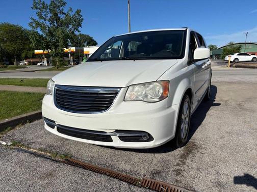 Stone White Clearcoat 2013 Chrysler Town & Country Touring