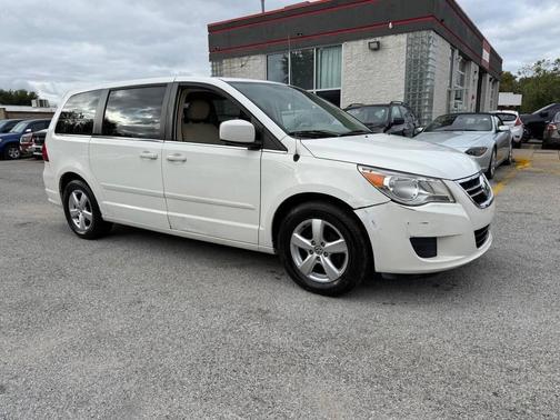 2009 Volkswagen Routan SEL