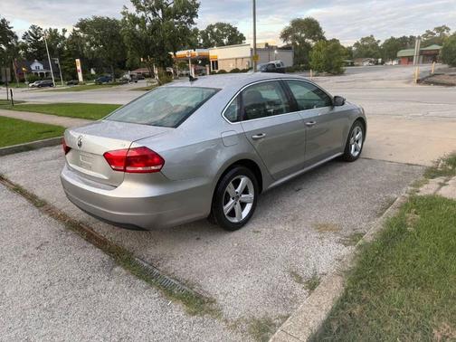 2013 Volkswagen Passat 2.5 SE