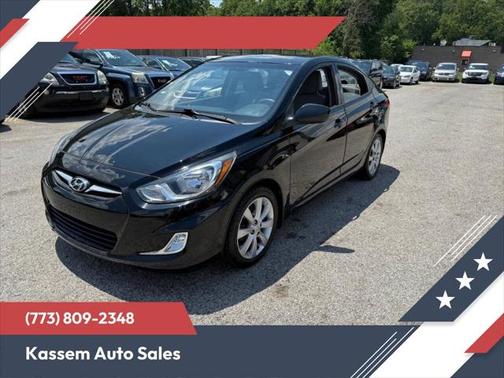 2013 Hyundai Accent SE