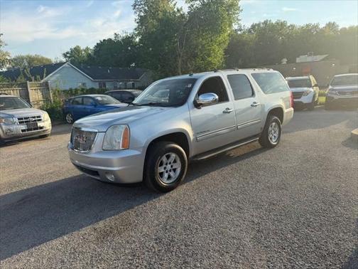 2010 GMC Yukon XL 1500 SLT