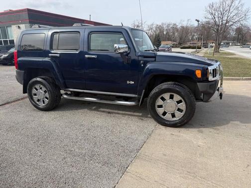 2008 Hummer H3 Base