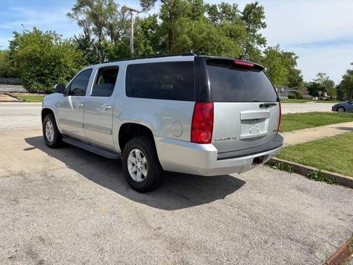 Champagne Silver Metallic 2013 GMC Yukon XL 1500 SLT