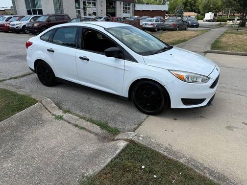 2016 Ford Focus S