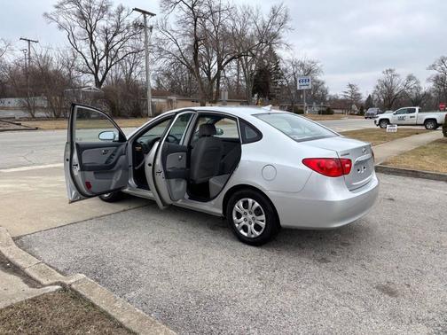 2010 Hyundai ELANTRA GLS