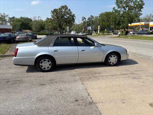 2003 Cadillac DeVille Base