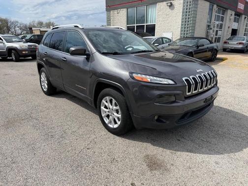 Granite Crystal Metallic Clearcoat 2015 Jeep Cherokee Latitude