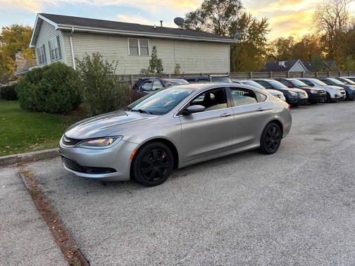 2015 Chrysler 200 LX