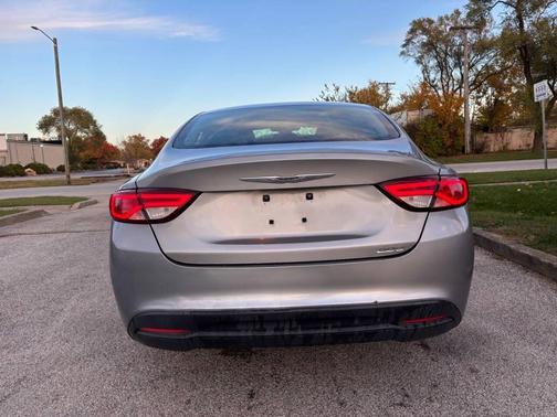 2015 Chrysler 200 LX