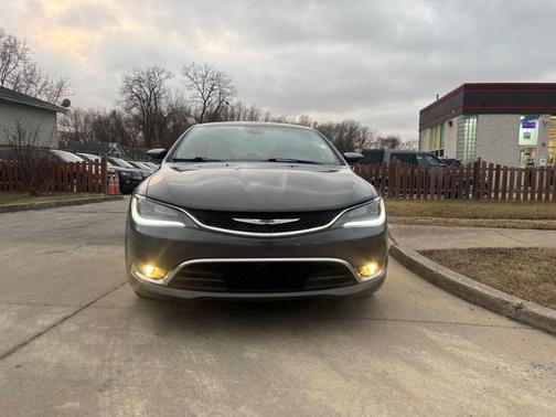 2015 Chrysler 200 C