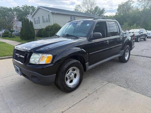 Black Clearcoat 2004 Ford Explorer Sport Trac XLT