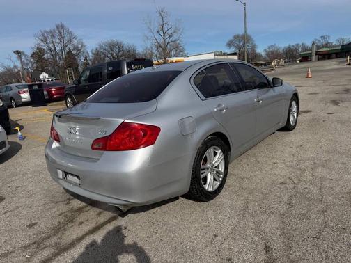 2010 INFINITI G37 Base