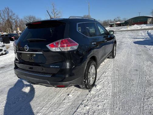 2016 Nissan Rogue SV