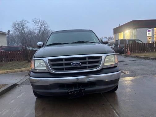 2002 Ford F-150 XLT SuperCab