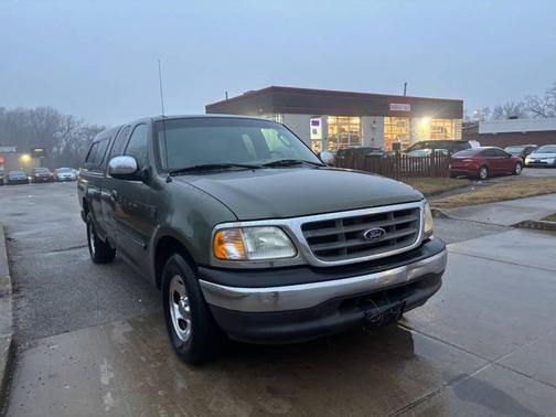 2002 Ford F-150 XLT SuperCab