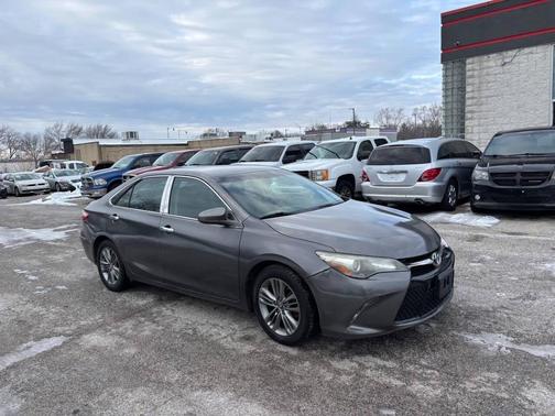 2015 Toyota Camry SE