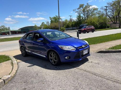 Performance Blue 2014 Ford Focus SE