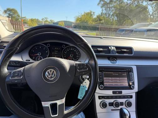 2013 Volkswagen CC 2.0T Sport