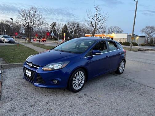 Sonic Blue Metallic 2012 Ford Focus Titanium