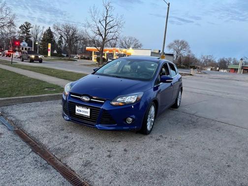 Sonic Blue Metallic 2012 Ford Focus Titanium