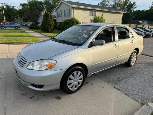 Moonshadow Gray Metallic 2004 Toyota Corolla LE