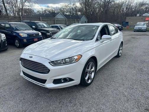 2013 Ford Fusion SE