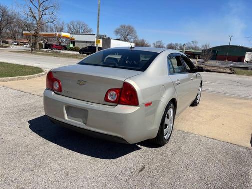 2011 Chevrolet Malibu LS