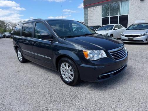 Maximum Steel Metallic Clearcoat 2014 Chrysler Town & Country Touring