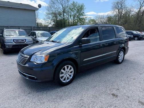 Maximum Steel Metallic Clearcoat 2014 Chrysler Town & Country Touring