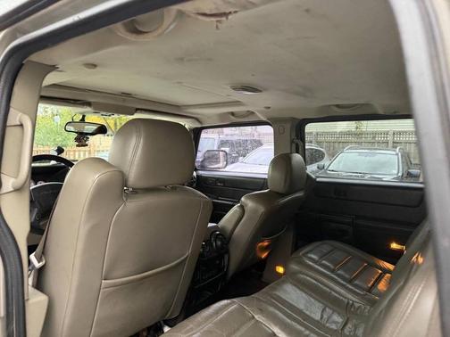 2003 Hummer H2 Base