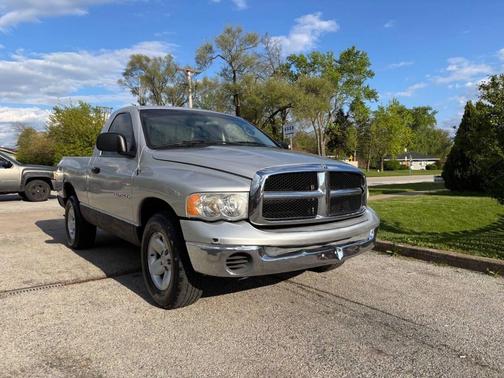 Bright Silver Metallic Clearcoat 2005 Dodge Ram 1500 ST