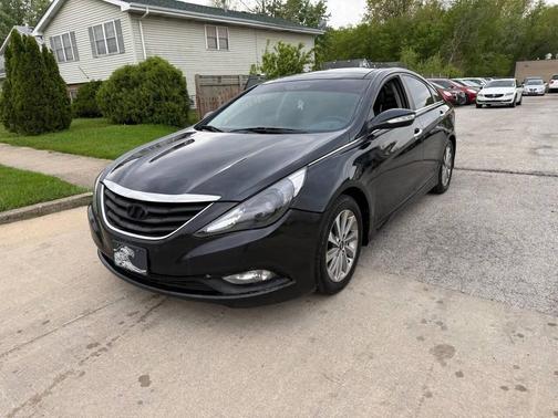 Phantom Black Metallic 2014 Hyundai SONATA Limited