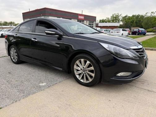 Phantom Black Metallic 2014 Hyundai SONATA Limited