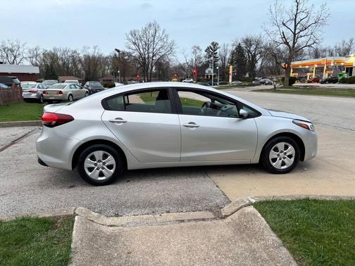 Silky Silver 2018 Kia Forte LX
